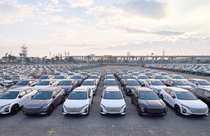 Nhập khẩu ô tô nửa đầu tháng 6/2025: Chưa hết quý 2/2025, Việt Nam đã nhập khẩu hơn 2 tỷ USD ô tô nguyên chiếc